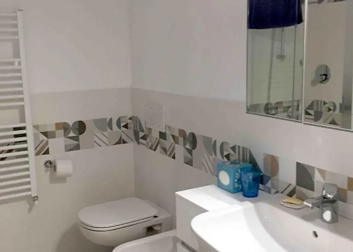 Rossa E Blu Villanova d'Albenga